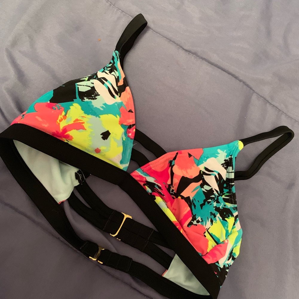 Bathing suit top